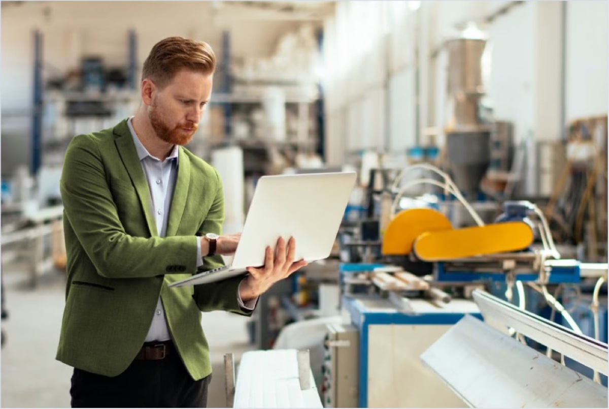 Global connectivity and managed networks for every location